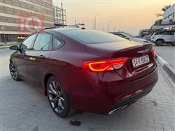 کرایسلەر 200